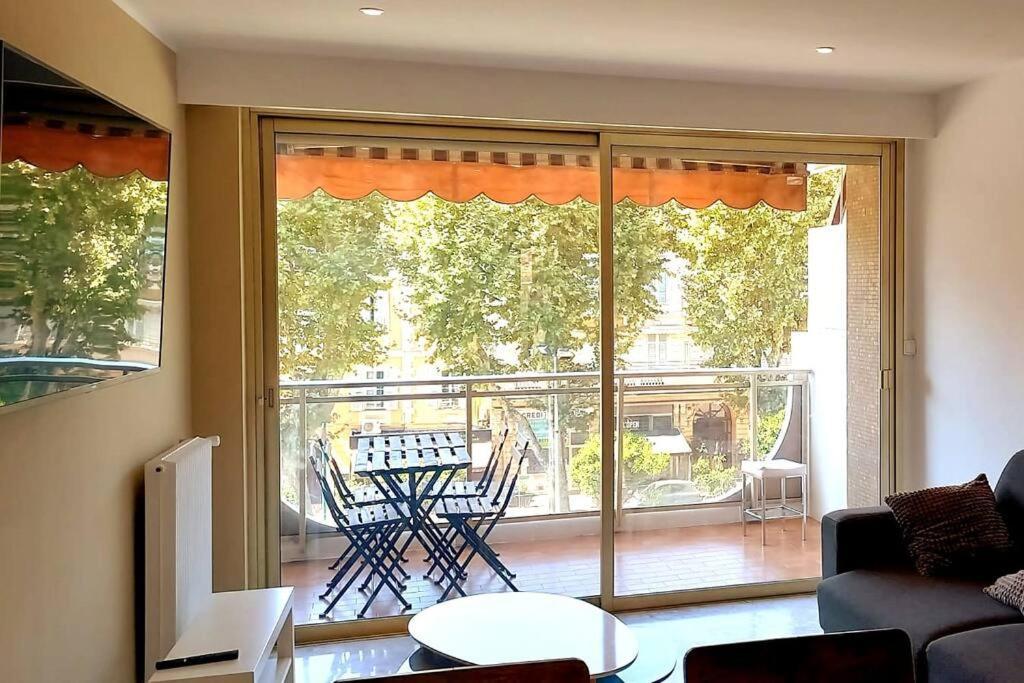 Immeuble Le Regency, Appartement 4 Pieces, 80 Metres De La Plage Menton Exterior foto