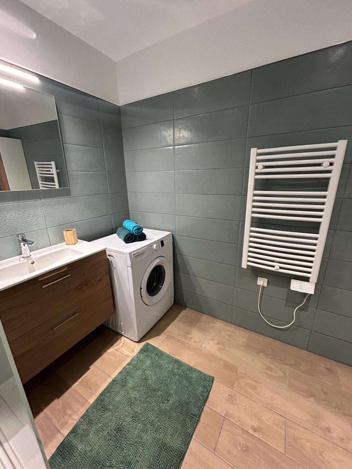 Immeuble Le Regency, Appartement 4 Pieces, 80 Metres De La Plage Menton Exterior foto